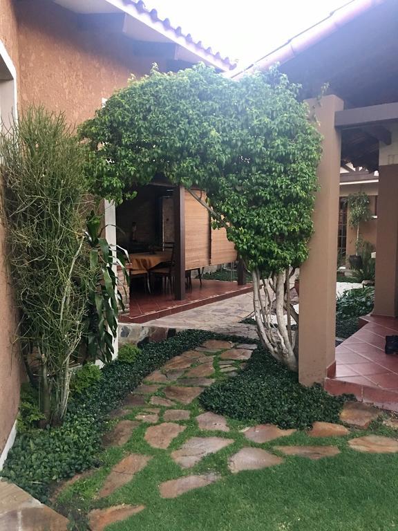 Ferienwohnung Apartamento Con Jardin Cochabamba Exterior foto